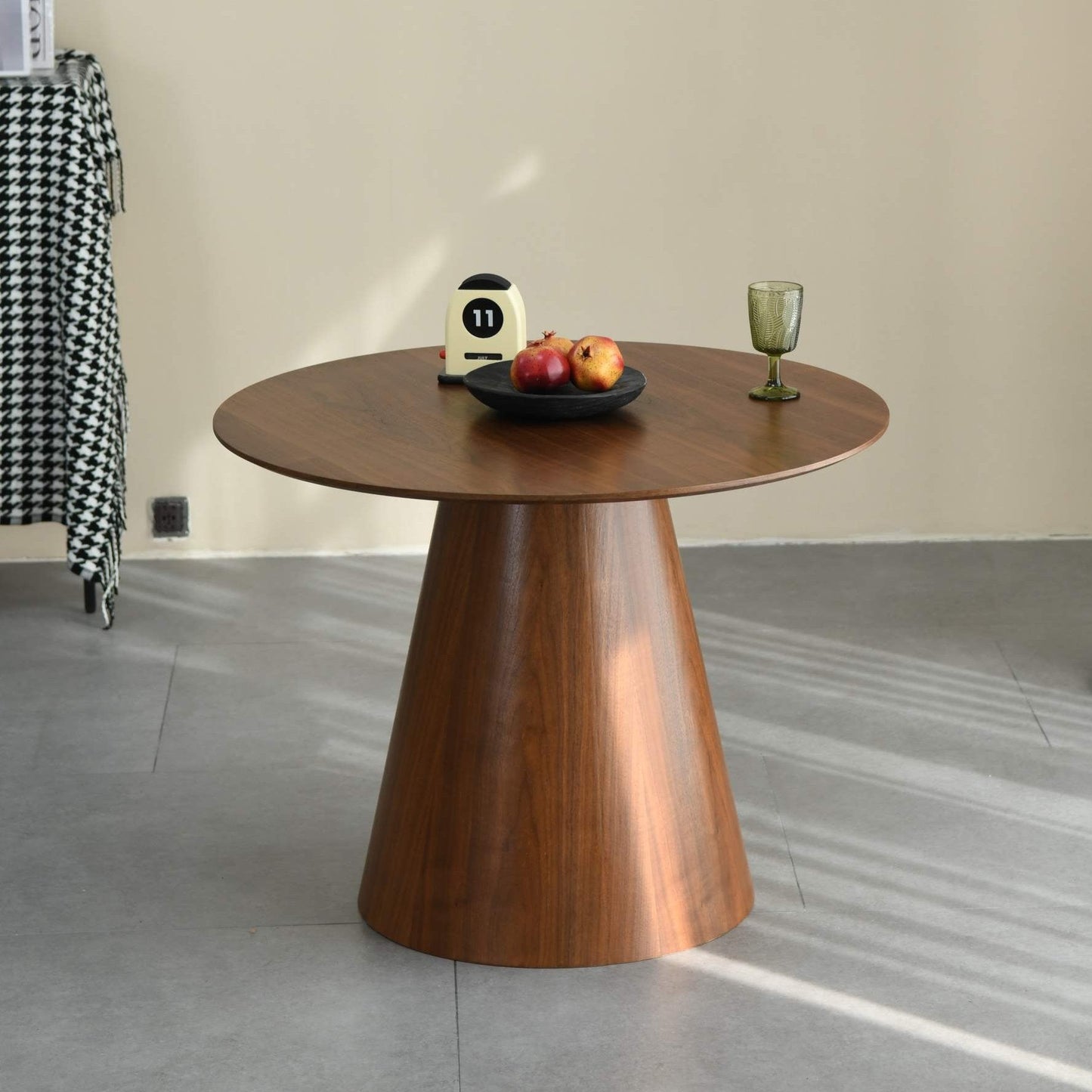 Knightsbridge 1m Round Walnut Dining Table