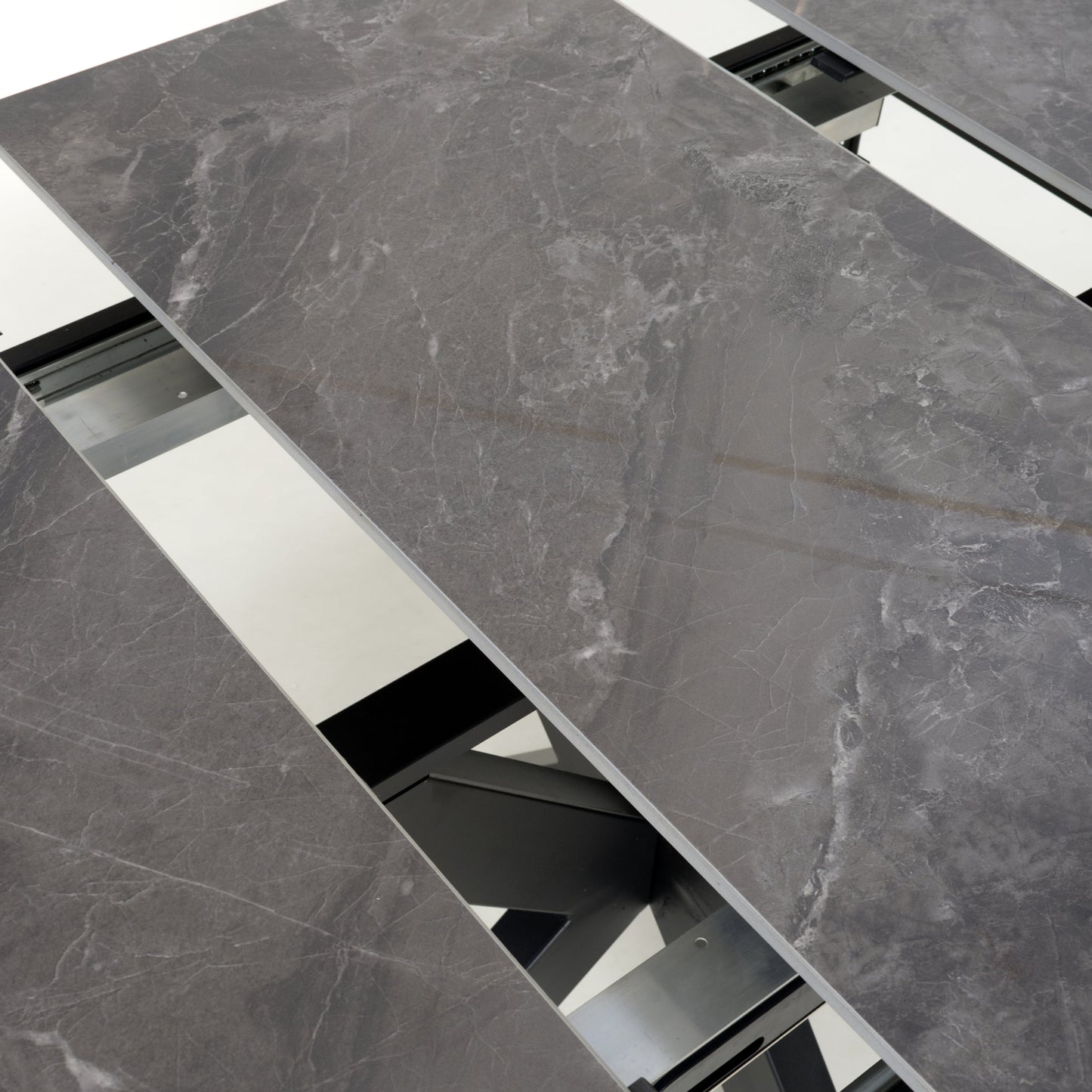 Osaka 1.8m Extending Dining Table