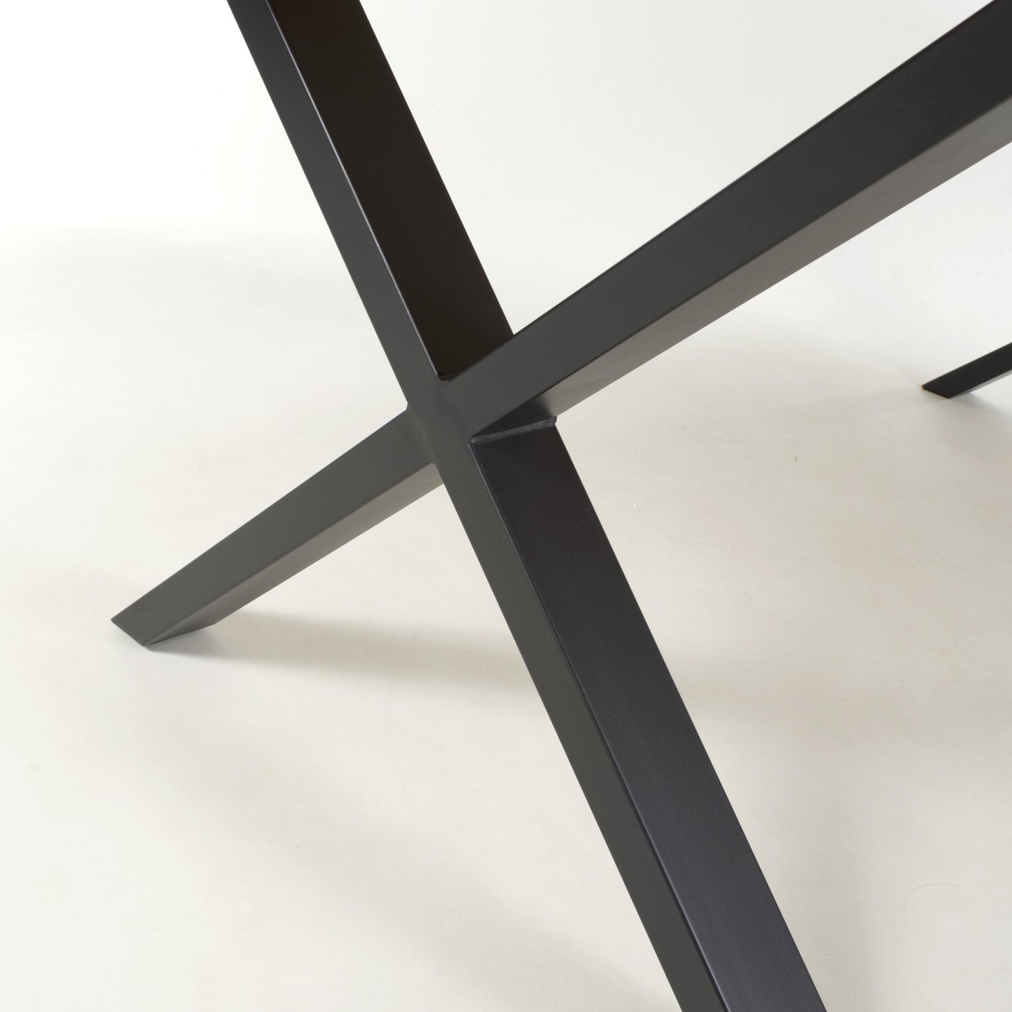 Ashbourne Dining Table