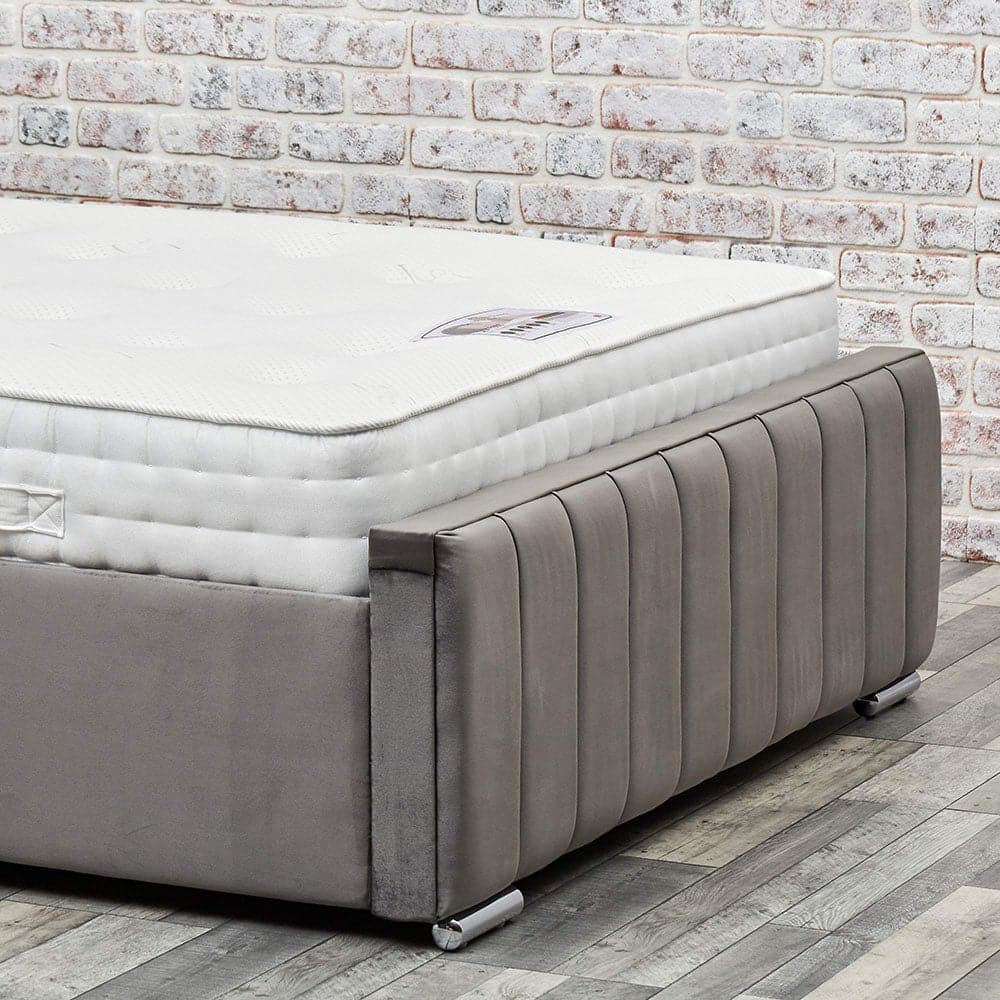 Diana Bedframe