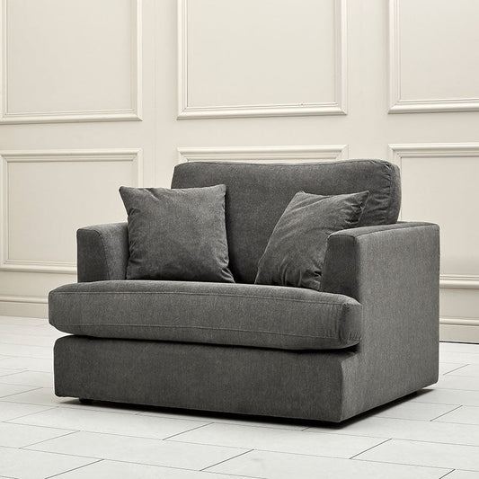 Stratus Snuggle Chair