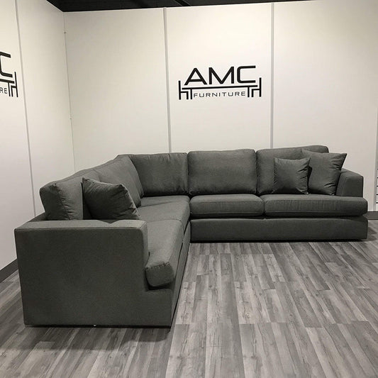 Stratus Large Equal Corner